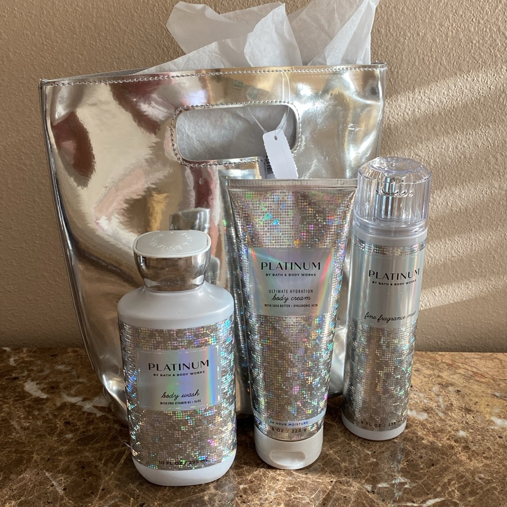 4-pc B&BW🩶PLATINUM🩶 Gift Bag, Body Wash, Ultimate Body Cream, Fine Frag Mist NWT